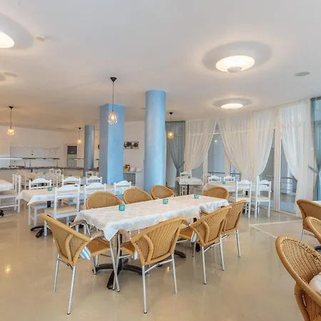 Costa Calma Aparthotel 2*
